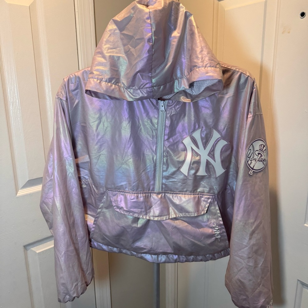 NY Yankees Iridescent holographic Cropped Jacket Women’s Small MLB festival